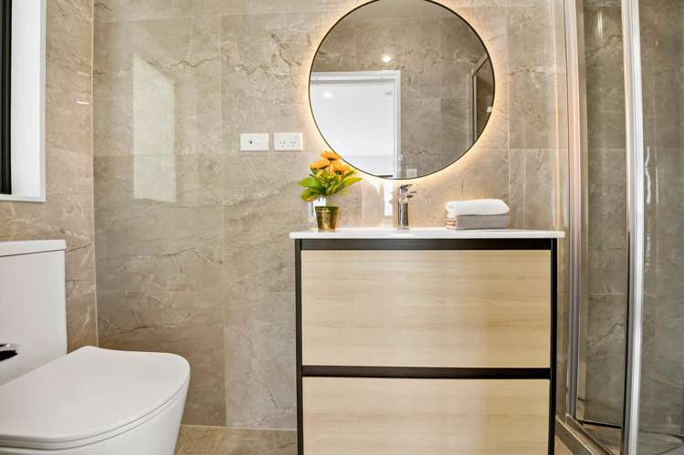 1 & 2/112 Swanson Road Henderson_7