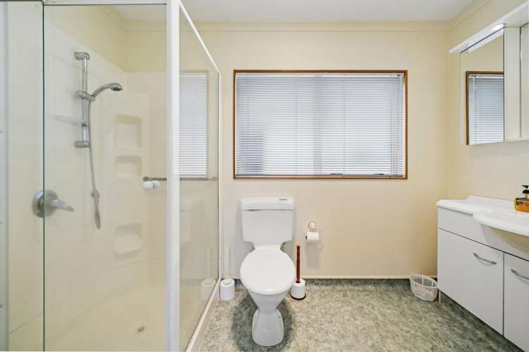 21 Kotuku Drive Paraparaumu Beach_12