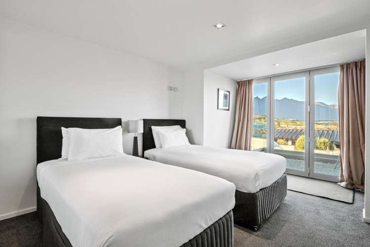 74 Panorama Terrace Queenstown Hill_15