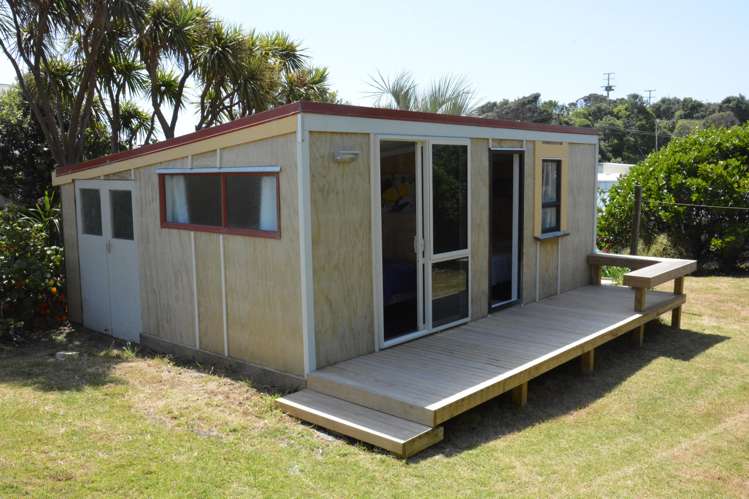 5 Tokopapa Street Mokau_17