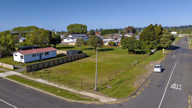 132 Church Street & 13 Kelly Street Opotiki_5