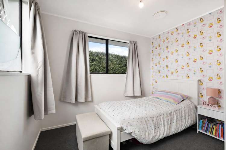 2/13 Edmund Hillary Avenue Papakura_9