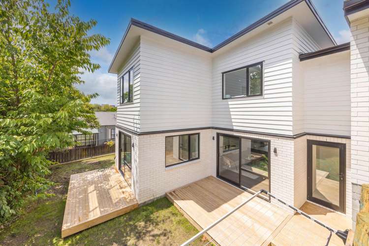 1/40A Exeter Street Glenview_27
