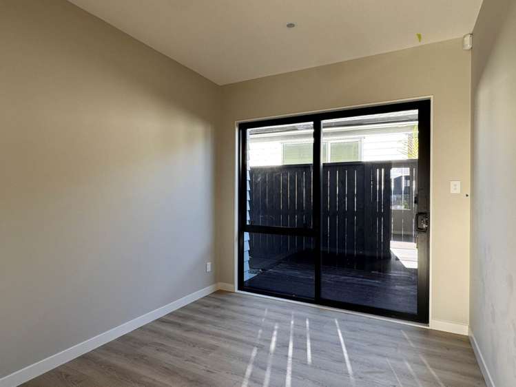 17 Tukutata Crescent Milldale_3