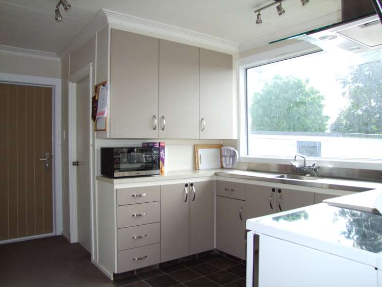 54 Dryden Street Milton_11