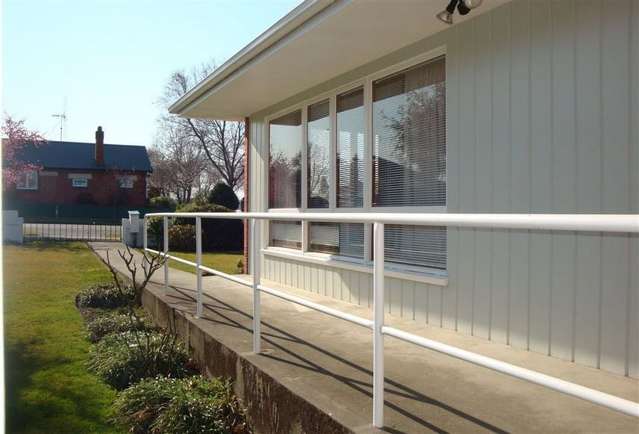 2 Hill View Highfield_1
