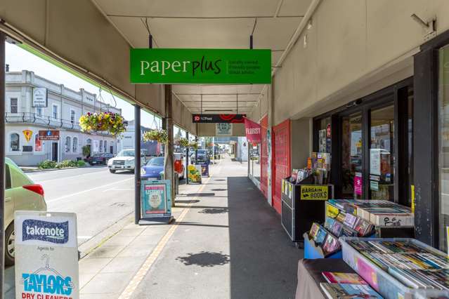 66-80 High Street North Carterton_4