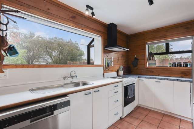 8 Smarts Drive Leithfield_1