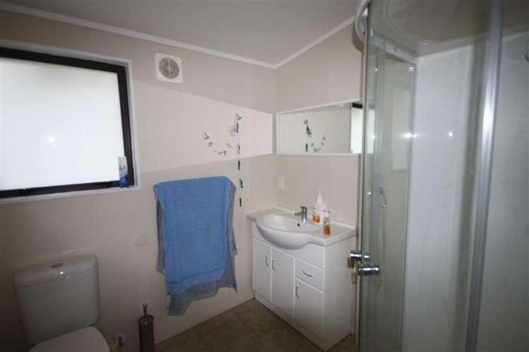 20 Glen Vnus Pauanui_9