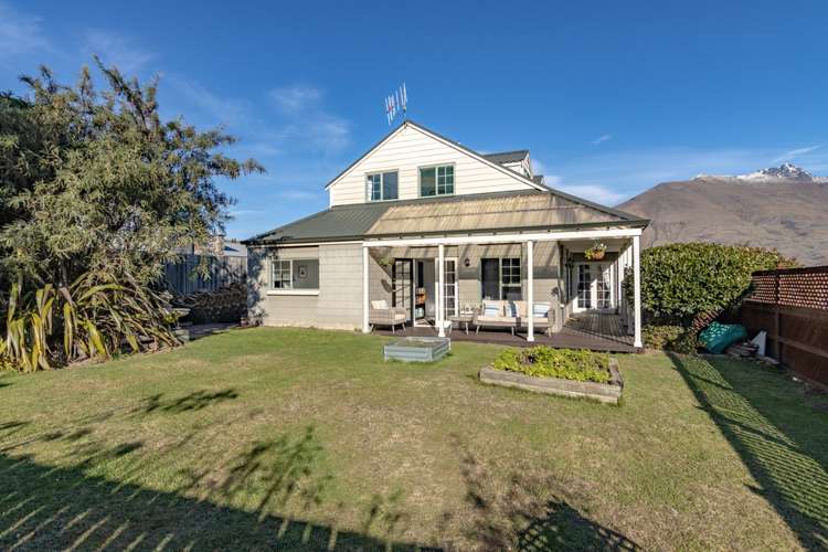 1 Larch Court Kelvin Heights_2