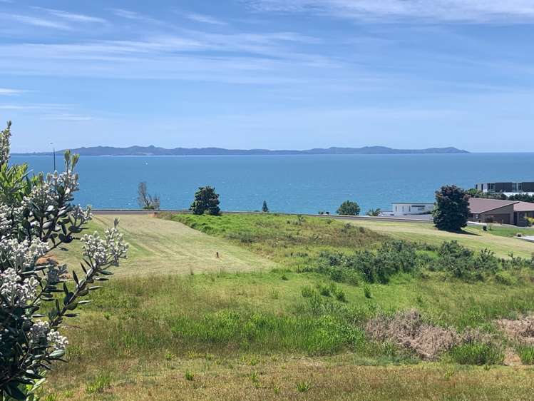 7 Sunrise Place Cable Bay_12