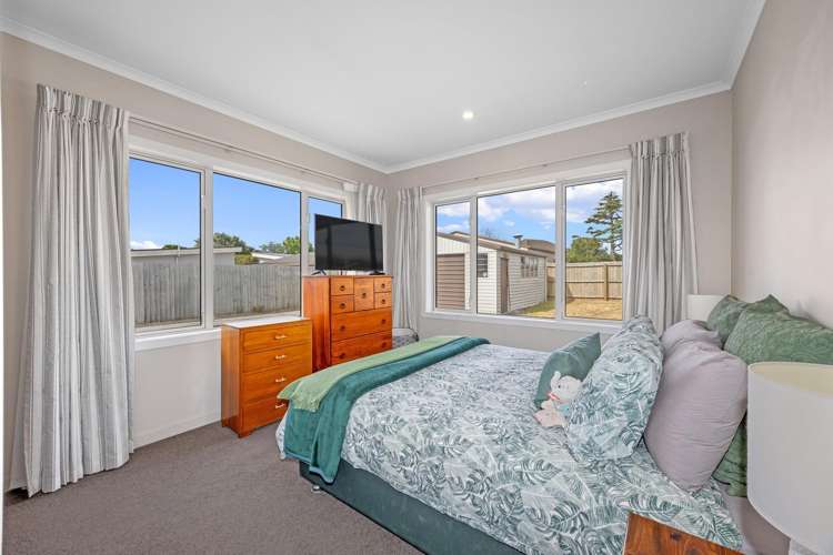 15 Cuffs Road Wainoni_5