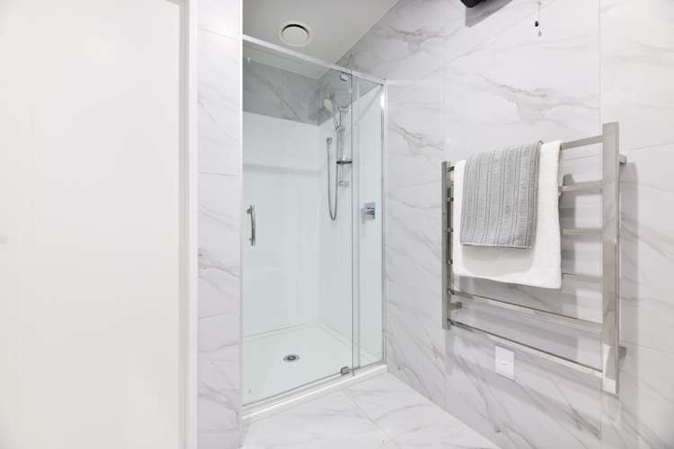 12/60 Kelman Road Kelston_9