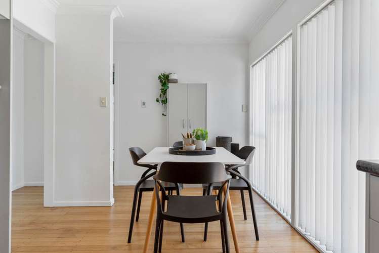 2/19 Lake Pupuke Drive Takapuna_4