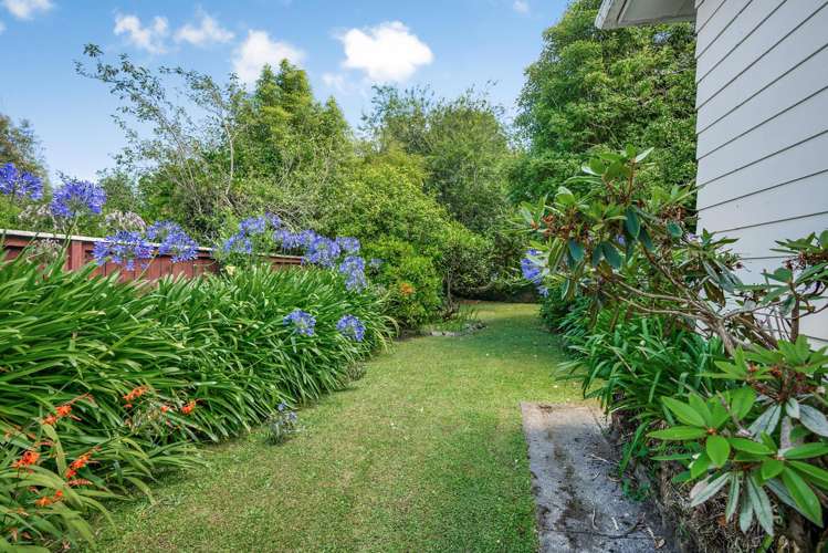49 Pilcher Crescent Naenae_13