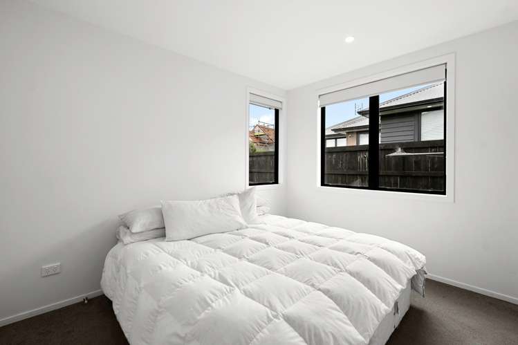 73B Houchens Road Glenview_6