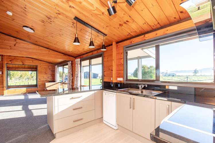 108 Huirau Road_4