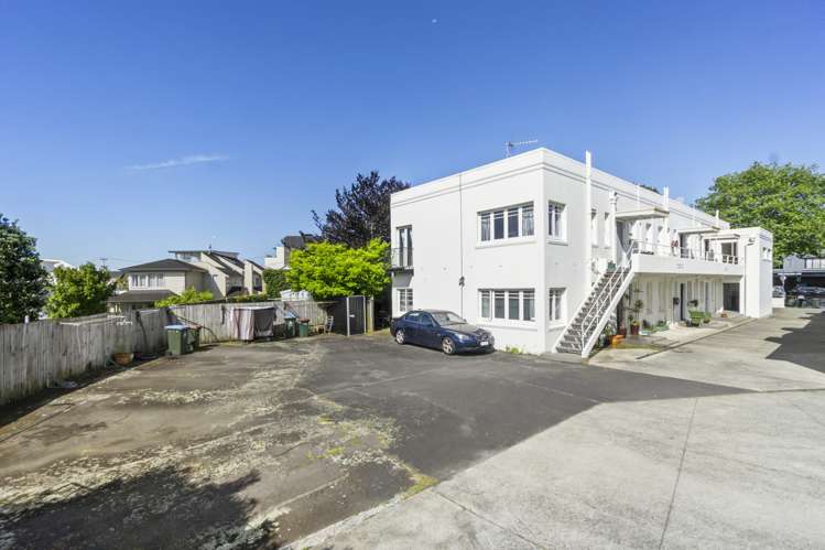 1/179 Jervois Road Herne Bay_3