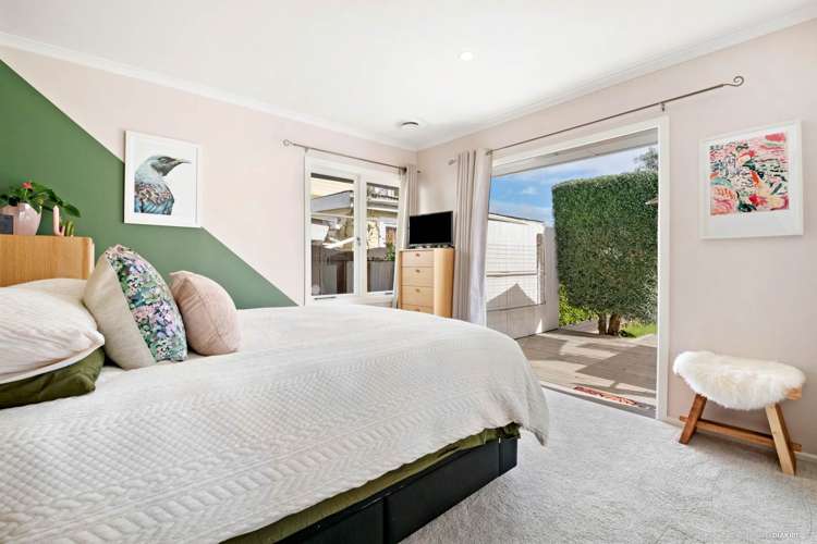 43 Beach Road Te Atatu Peninsula_7