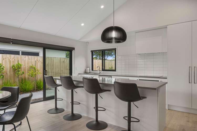 47 Charles Crescent Rainbow Point_7