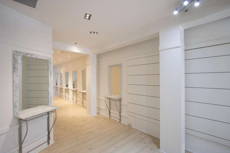 Shop 1/30 Hurstmere Road Takapuna_7