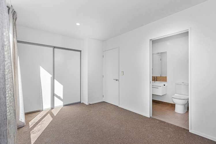 2/12 Heywood Terrace Richmond_6
