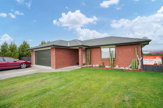 Stylish, Modern, Four bedroom home