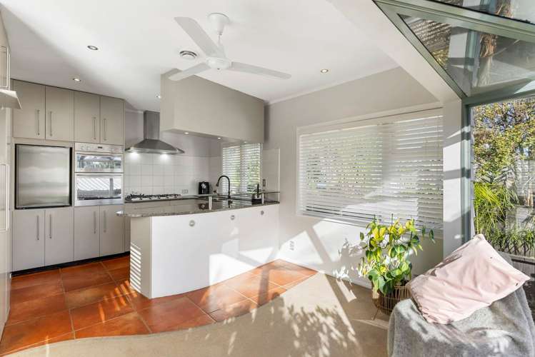 50 Killarney Avenue Torbay_6