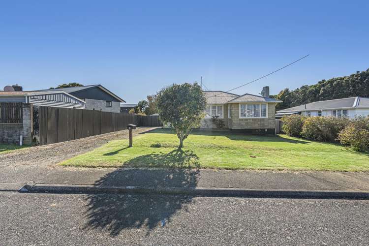 6 Victoria Street Waitara_23