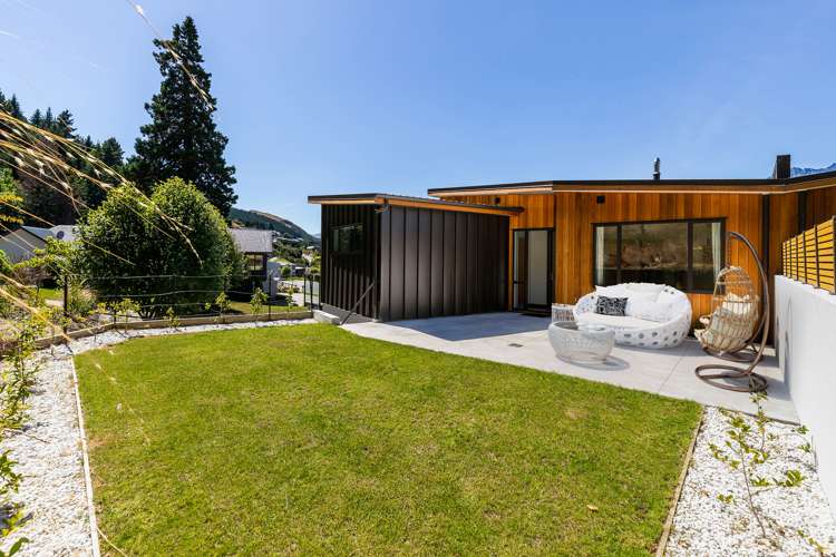 1 Saint Peters Place Queenstown_23