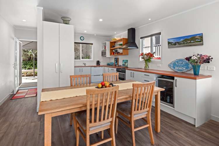 19 Ocean Close Te Kopuru_11