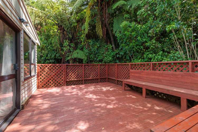 29 Kahikatea Grove Paparangi_12