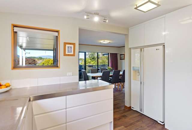 137 Weggery Drive Waikanae Beach_3