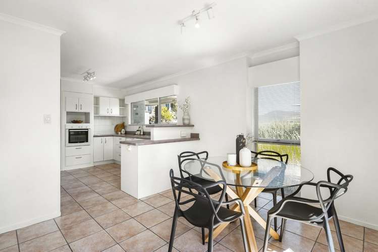 5 Stredwick Drive Torbay_10