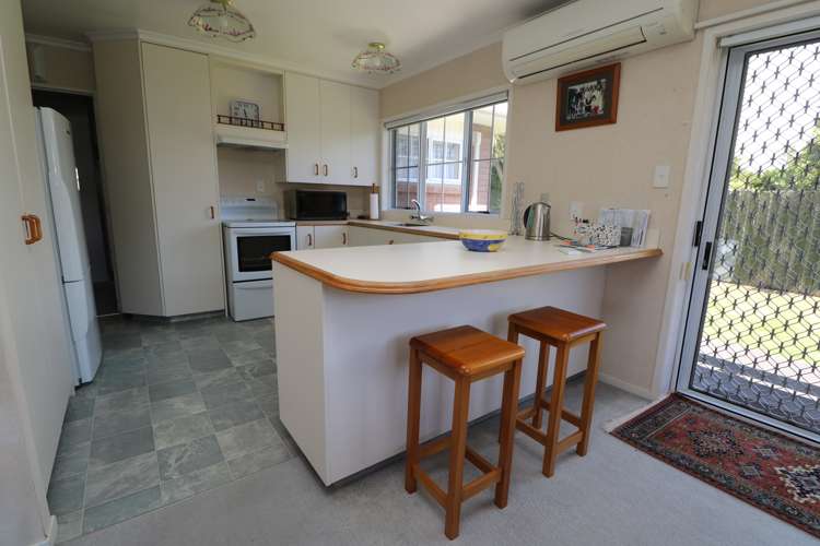 1 Chrystall Street Foxton Beach_5