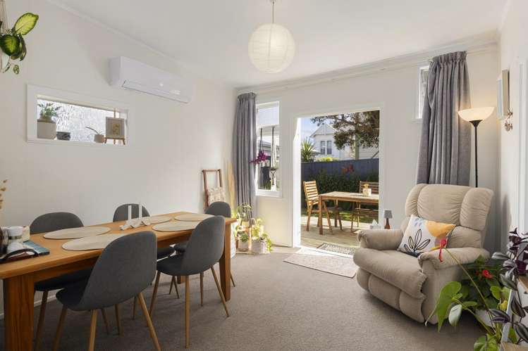 18 Porritt Avenue Mount Victoria_12