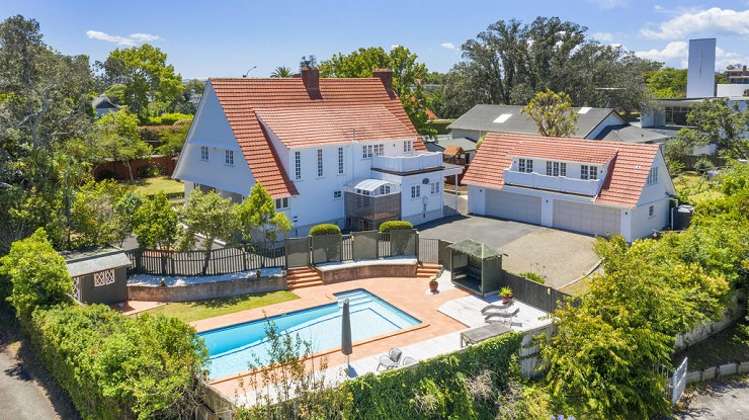 See inside multi-million-dollar country estate in the heart of Remuera