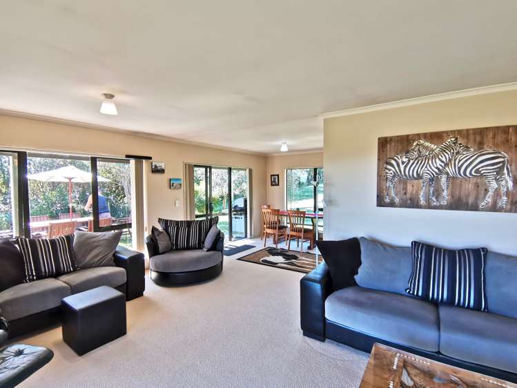 151 Pukenamu Road Te Horo_23