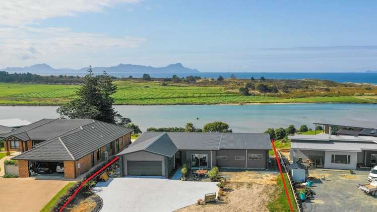 23 Seascape Crescent Waipu_16