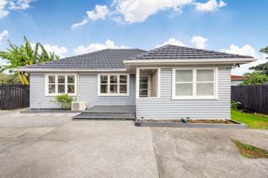 2/174 Russell Road_2