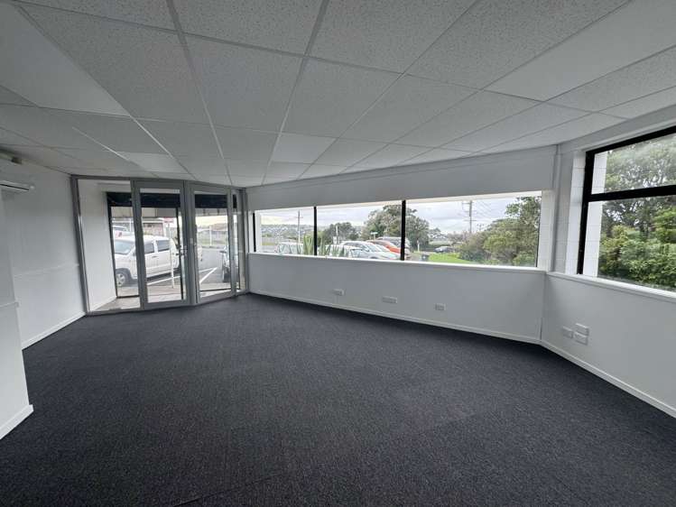 Unit B/747 Whangaparaoa Road Whangaparaoa_4