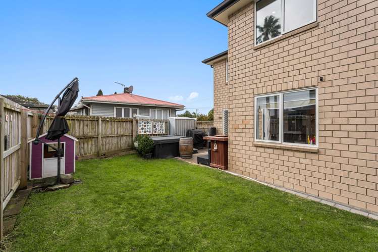 193 Riverside Avenue Point England_9