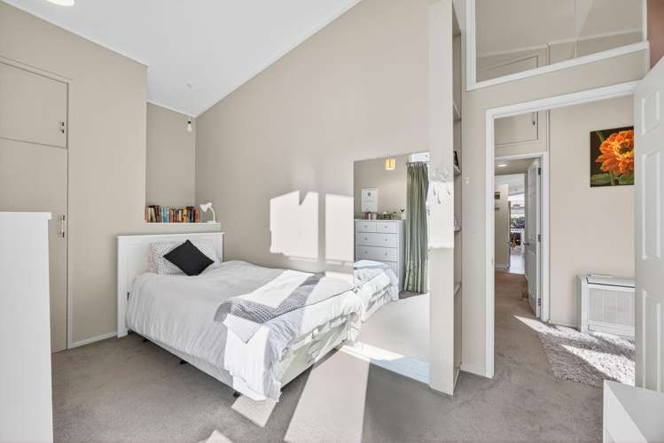 8 Blue Gum Rise Sunnyhills_15