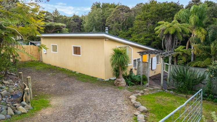 143 Bays Road_4