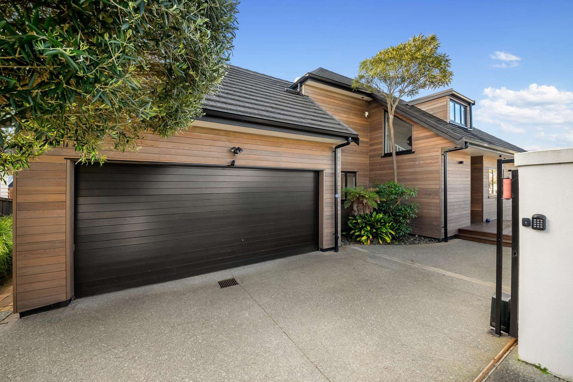 38 Wainui Avenue Point Chevalier_0