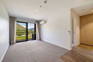 408/10 Copper Beech Avenue_4