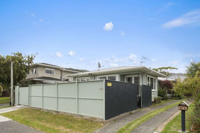 87A Karamu Crescent Wainuiomata_1