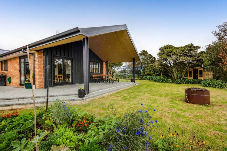 13 Carthew Street Okato_17