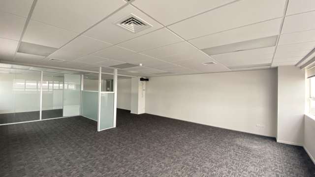 Suite 4/507 Lake Road Takapuna_3