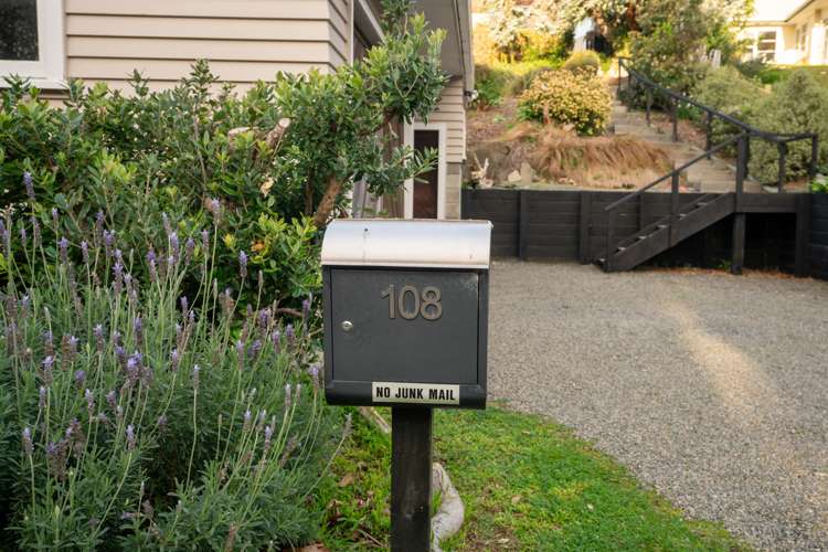 108 Wellington Road Paekakariki_35